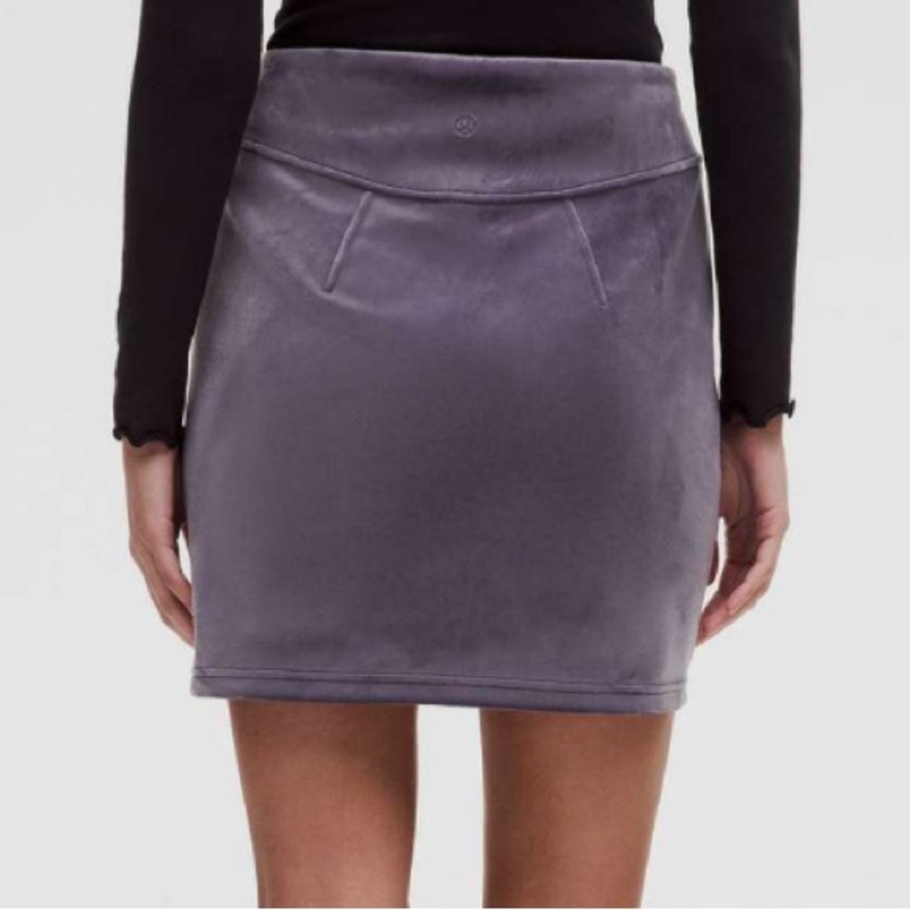 Lululemon Scuba High-Rise Mini Skirt *Velvet NWT Size Small - Picture 4 of 8
